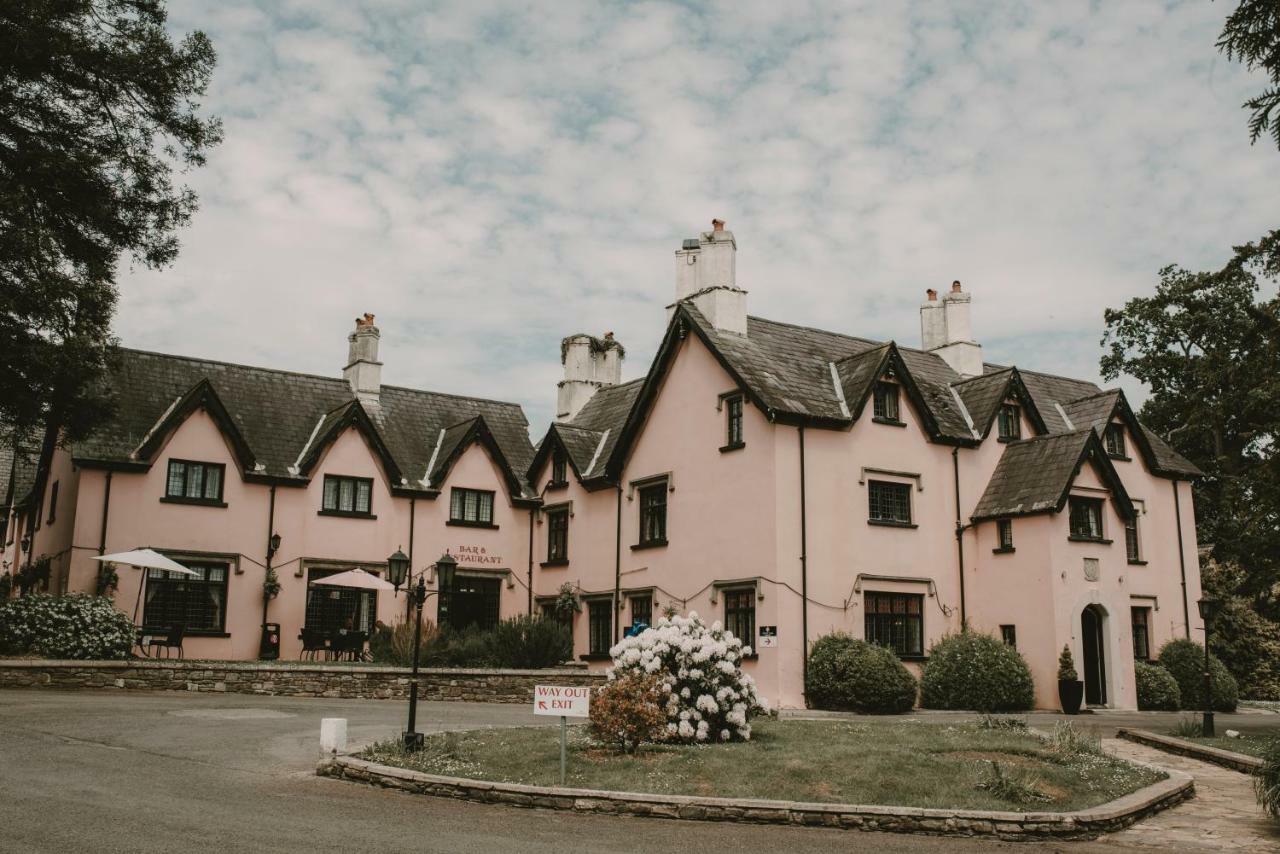 Cwrt Bleddyn Hotel & Spa Usk Exterior photo